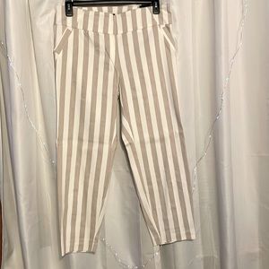 Soho Apparel LTD New York. Size XL. Khaki and cream striped pants.
